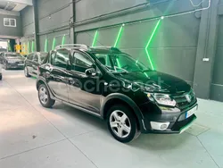 Negro Usado 2013 Dacia Sandero Stepway Utilitario | 7495 € (Precio justo)