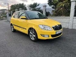 Amarillo Usado 2012 Skoda Fabia Ambition Berlina | 6500 € (Precio justo)