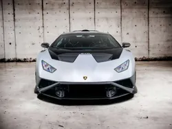 Plateado Usado 2022 Lamborghini Huracán Coupe | 399.900 €