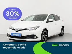 Blanco Usado 2017 Toyota Auris Hybrid Berlina | 14.290 € (Precio justo)