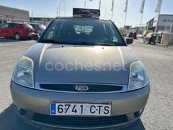 Marrón Usado 2004 Ford Fiesta Ghia Utilitario | 2999 € (Precio justo)