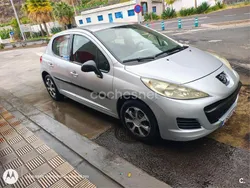 Gris / plata Usado 2010 Peugeot 207 Berlina | 2900 € (Precio justo)