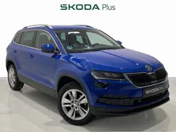 Azul Usado 2022 Skoda Karoq Ambition SUV | 24.250 € (Precio justo)