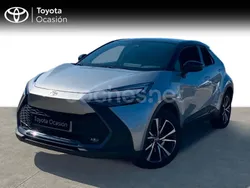 Gris / plata Usado 2024 Toyota C-HR Advance SUV | 32.990 €