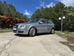 Gris / plata Usado 2004 Audi A3 Ambiente Berlina | 3080 € (Precio justo)
