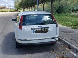 Blanco Usado 2006 Ford Focus Trend Familiar | 2000 € (Precio justo)