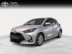 Gris / plata Usado 2024 Toyota Yaris Edition Berlina | 19.900 € (Precio justo)