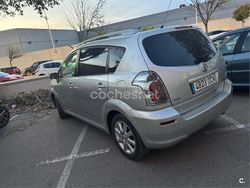 Gris / plata Usado 2004 Toyota Corolla Verso Sol Monovolumen | 4300 € (Un poco caro)