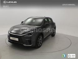 Gris / plata Usado 2024 Lexus LBX SUV | 32.825 € (Precio justo)
