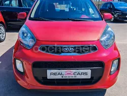 Rojo Usado 2016 Kia Picanto Utilitario | 7990 € (Precio justo)
