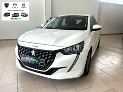 Blanco Usado 2021 Peugeot 208 Allure Utilitario | 12.500 € (Precio justo)