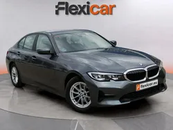 Gris Usado 2021 BMW 318 Familiar | 21.590 €