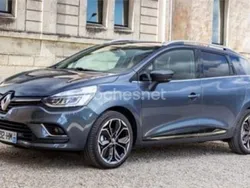 Gris / plata Usado 2017 Renault Clio GrandTour Zen Familiar | 13.890 €