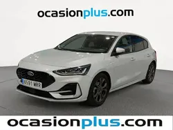 Gris plata Usado 2024 Ford Focus ST-Line Utilitario | 21.582 € (Precio justo)