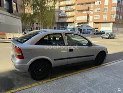Gris / plata Usado 2000 Opel Astra Club Berlina | 1700 € (Precio justo)