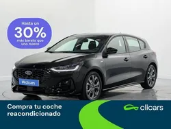 Negro Usado 2023 Ford Focus ST-Line Berlina | 18.990 € (Precio justo)