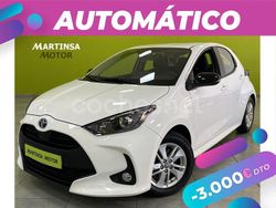 Blanco Usado 2021 Toyota Yaris Hybrid Business Edition Berlina | 20.800 € (Un poco caro)