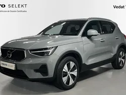 Otro Usado 2024 Volvo XC40 Core SUV | 33.900 € (Un poco caro)