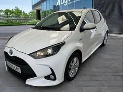 Negro Usado 2021 Toyota Yaris Hybrid Business Edition | 17.600 € (Super precio)