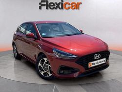 Rojo Usado 2024 Hyundai i30 Berlina | 17.390 € (Precio justo)