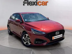 Rojo Usado 2024 Hyundai i30 Berlina | 19.490 € (Precio justo)