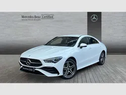 Blanco Usado 2023 Mercedes CLA250 AMG line Berlina | 40.900 €