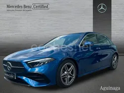 Azul Usado 2024 Mercedes A180 Berlina | 32.890 € (Precio justo)