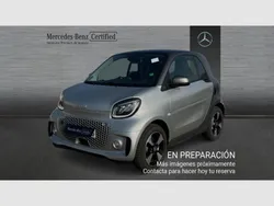 Gris / plateado Usado 2024 Smart ForTwo Electric Drive Passion Coupe | 18.490 € (Precio justo)