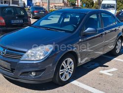 Azul Usado 2010 Opel Astra Edition Berlina | 4390 € (Un poco caro)