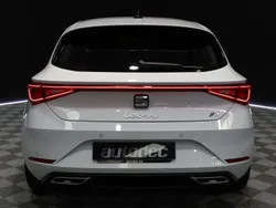Blanco Usado 2024 Seat Leon FR Berlina | 26.490 € (Precio justo)