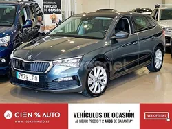 Gris / plata Usado 2021 Skoda Scala Style Utilitario | 20.400 € (Un poco caro)