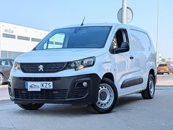 Blanco Usado 2019 Peugeot Partner Premium Monovolumen | 14.950 €