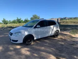 Blanco Usado 2005 VW Polo Advance Berlina | 2700 € (Precio justo)