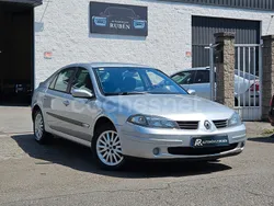 Gris / plata Usado 2007 Renault Laguna III Expression Berlina | 4500 € (Buen precio)