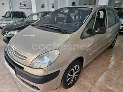 Beige Usado 2006 Citroën Xsara Picasso Monovolumen | 4899 € (Un poco caro)