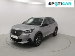 Gris artense Usado 2023 Peugeot 2008 Allure SUV | 20.400 € (Un poco caro)