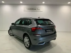 Gris Usado 2022 Skoda Kamiq Style SUV | 21.500 € (Precio justo)