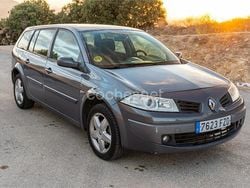 Gris / plata Usado 2008 Renault Mégane GrandTour Familiar | 1999 € (Precio justo)