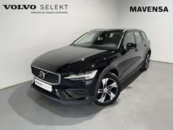 Negro Usado 2023 Volvo V60 CC Core Familiar | 41.900 € (Precio justo)