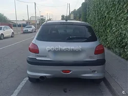 Gris / plata Usado 2003 Peugeot 206 Berlina | 2000 € (Precio justo)
