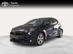 Negro Usado 2024 Toyota Yaris Hybrid Active Berlina | 22.900 € (Precio justo)