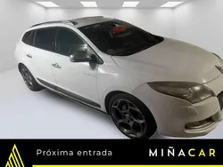 Blanco Usado 2011 Renault Mégane GrandTour Bose Edition Familiar | 8090 €