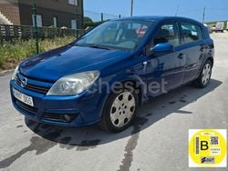 Azul Usado 2005 Opel Astra Essentia Berlina | 2999 € (Caro)