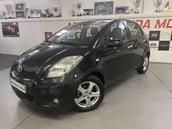 Negro Usado 2010 Toyota Yaris Utilitario | 7950 € (Precio justo)