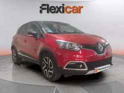 Rojo Usado 2016 Renault Captur Zen SUV | 12.490 € (Precio justo)