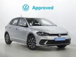 Plateado Usado 2024 VW Polo Life Utilitario | 20.300 € (Un poco caro)