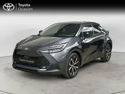 Gris / plata Usado 2024 Toyota C-HR Advance SUV | 29.995 € (Un poco caro)
