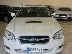 Blanco Usado 2009 Subaru Legacy Berlina | 10.000 €