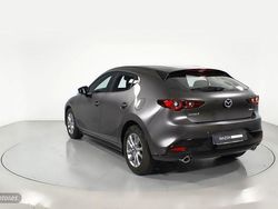 Gris / plata Usado 2024 Mazda 3 Prime-Line Berlina | 24.300 € (Precio justo)