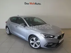Gris / plata Usado 2024 Seat Leon FR Berlina | 24.500 € (Buen precio)